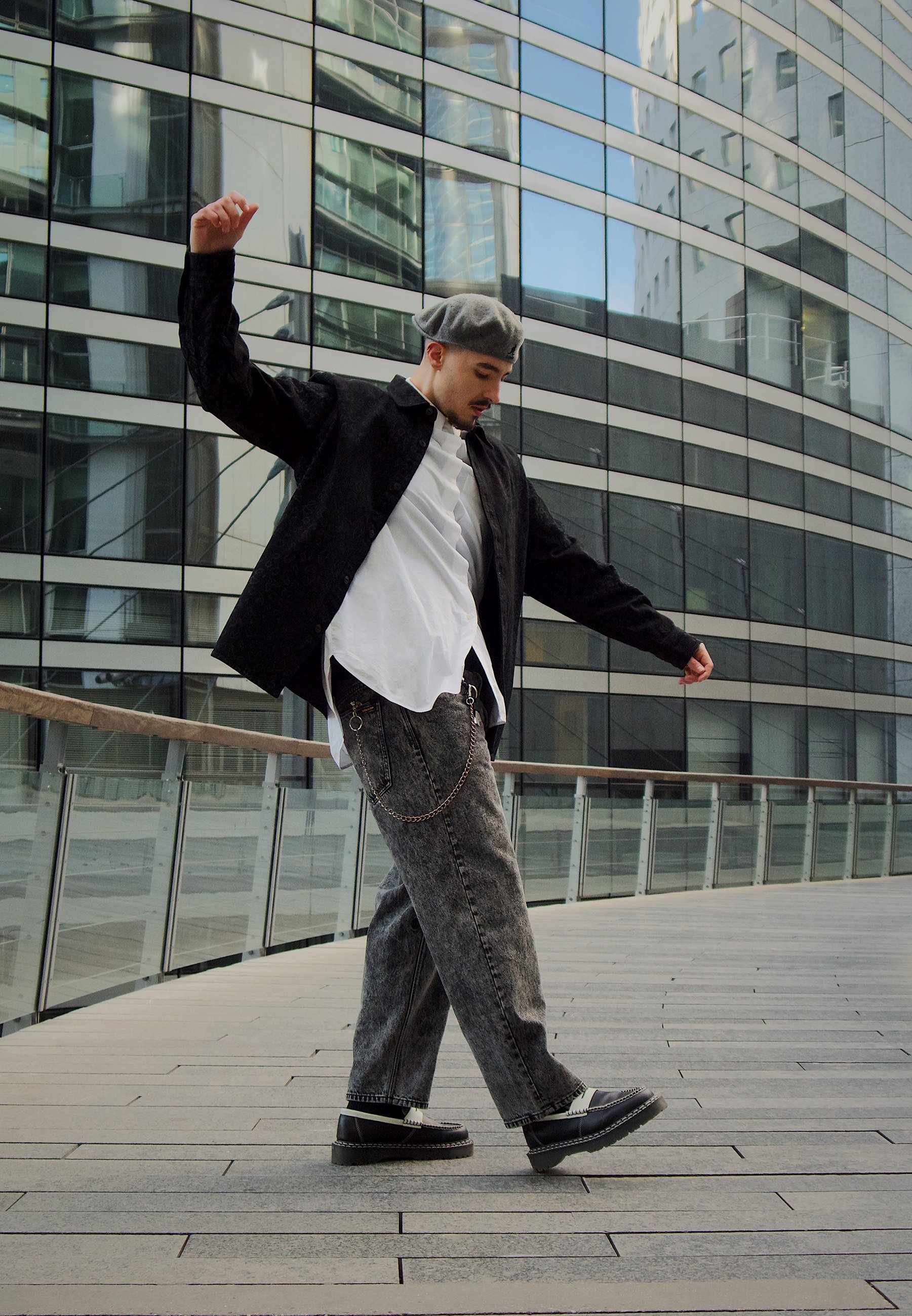 Volcom BILLOW TAPERED - Jeans Tapered Fit - light acid black/grey