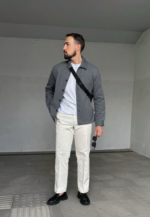 konradless