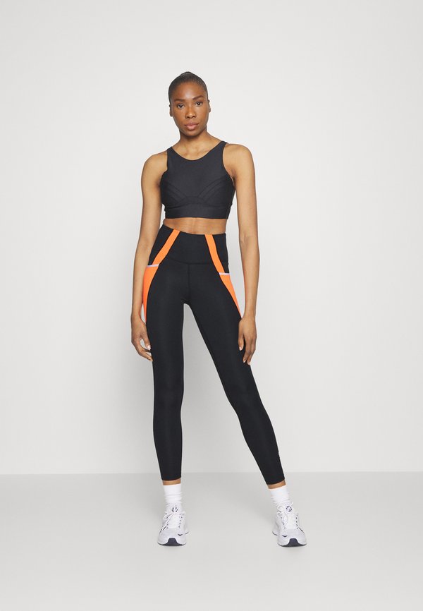 Under Armour INFINITY PINTUCK Medium support sports bra black