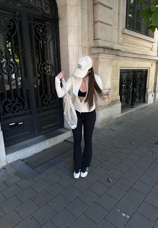 aurore.leila