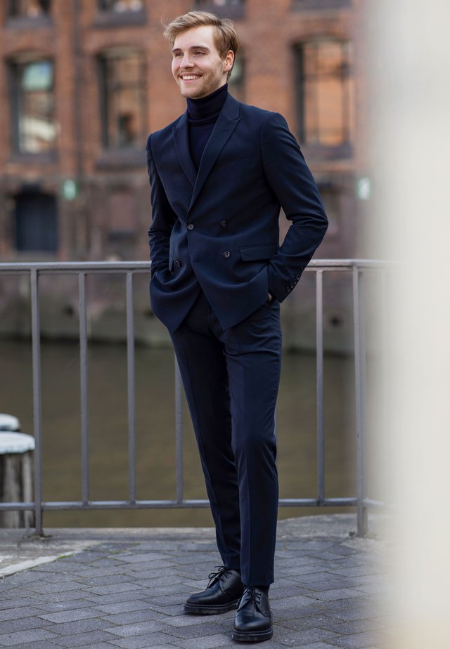 Anzuge Fur Herren Jetzt Bei Zalando Kaufen