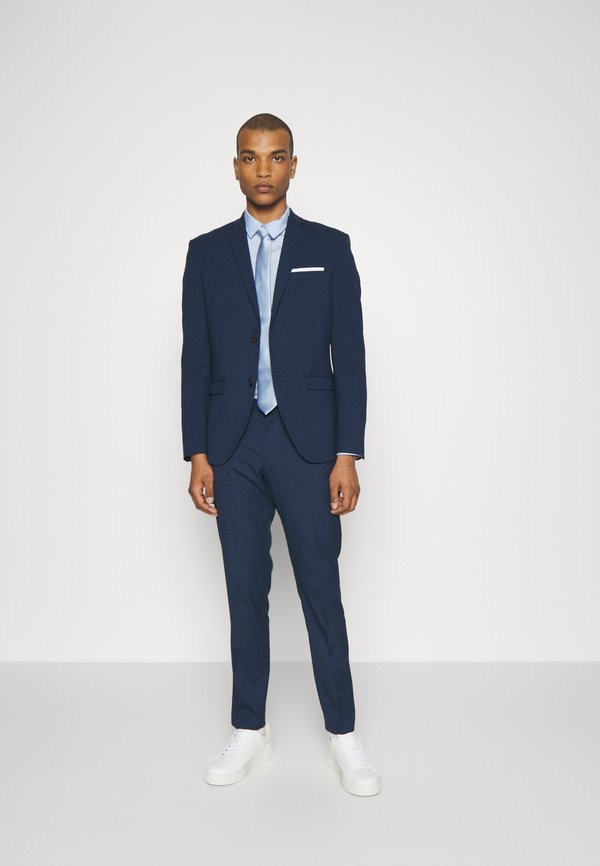 Pier One Slips light blue/lyseblå Zalando.no