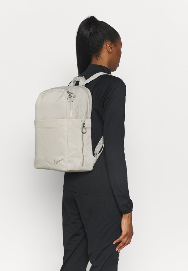 Nike Performance UTILITY ELITE UNISEX Zaino black/enigma stone/nero