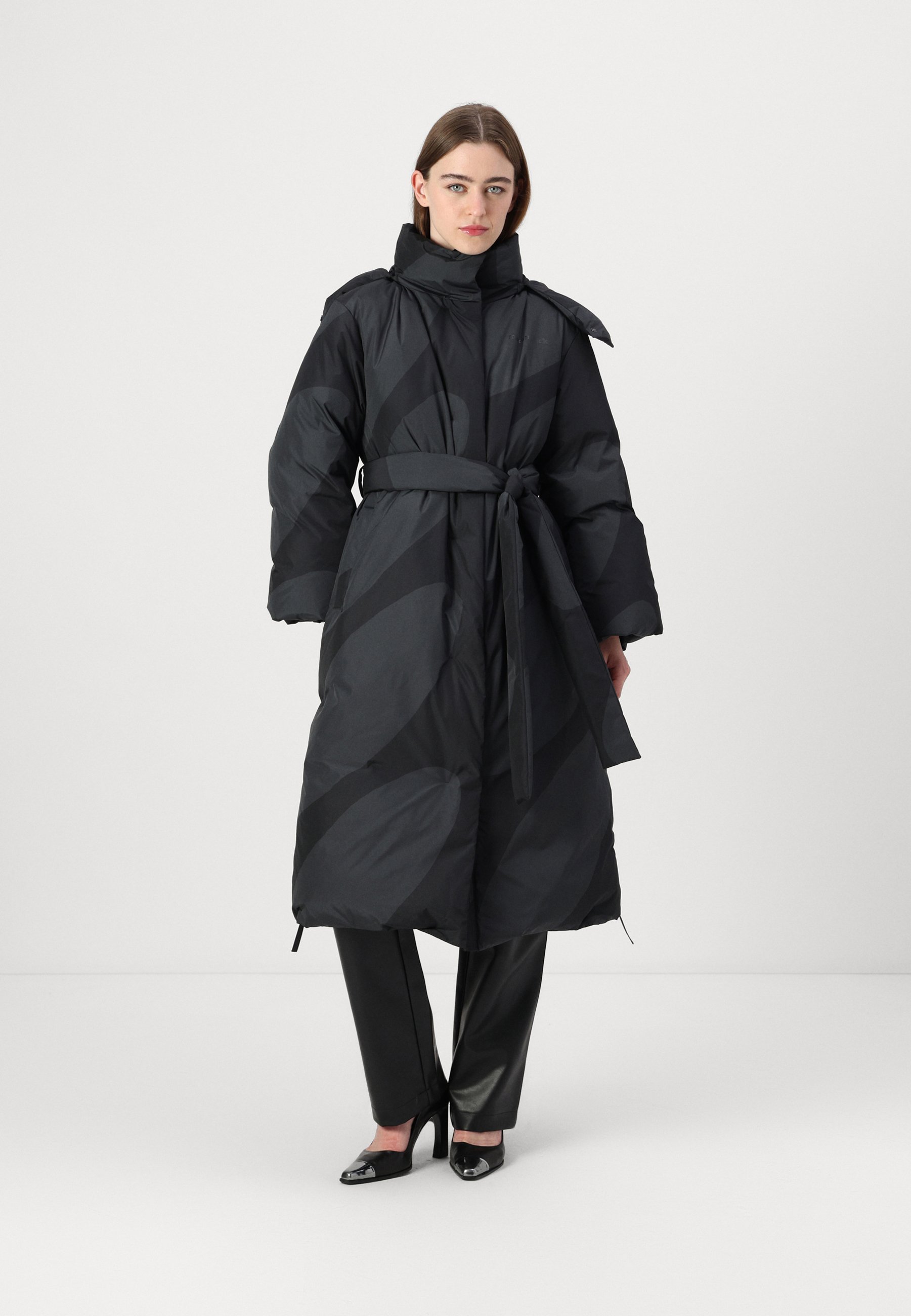 Marimekko SUOJA UNIKKO - Down coat - dark brown/brown/brown