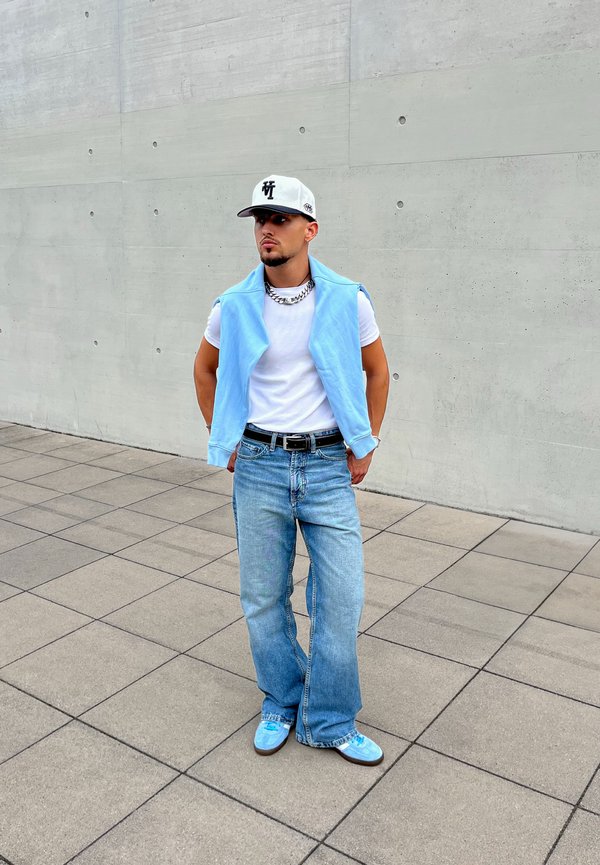 dominik_messenger
