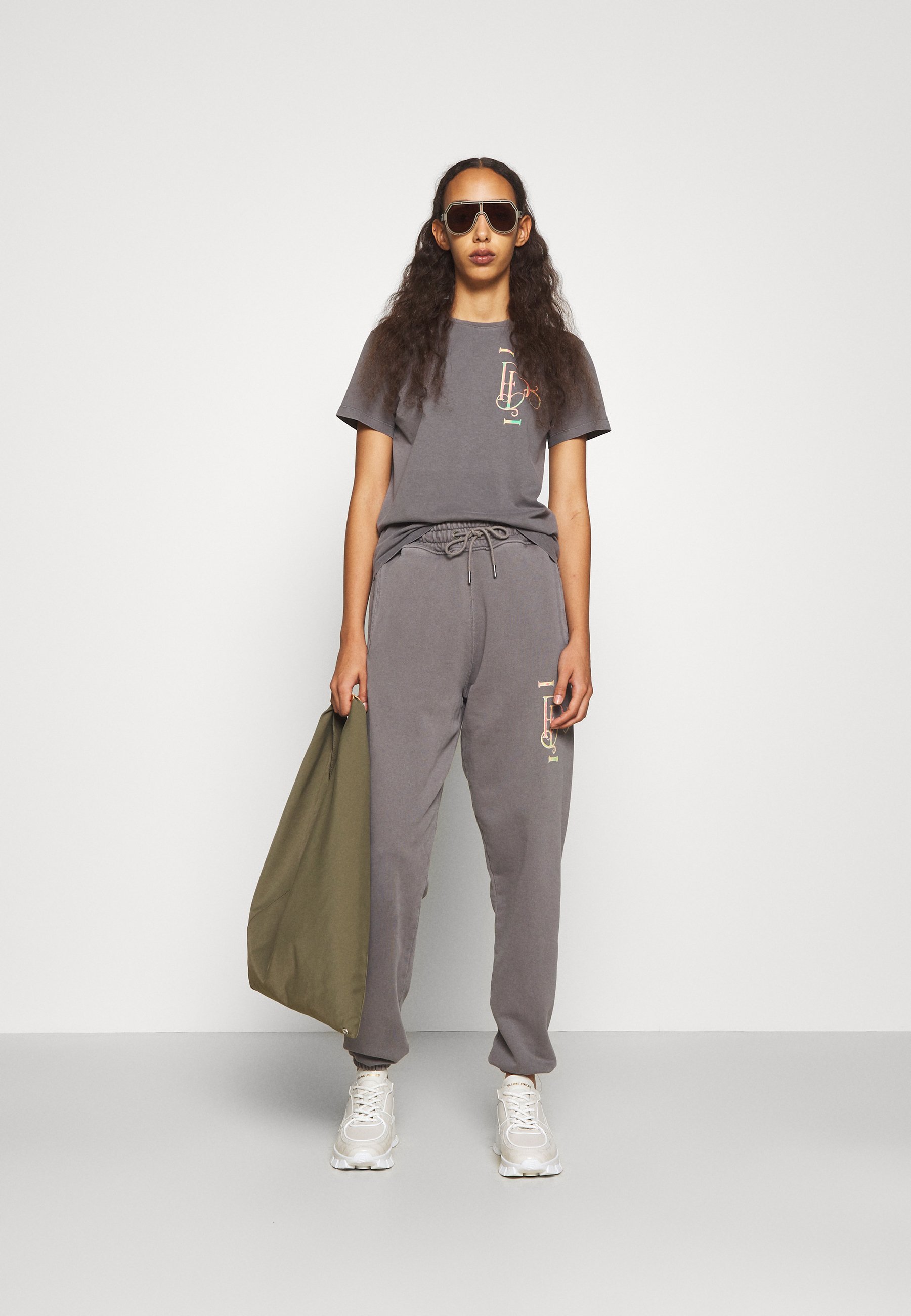 MM6 Maison Margiela JAPANESE BAG CLASSIC - Bolso shopping - khaki/caqui -  Zalando.es
