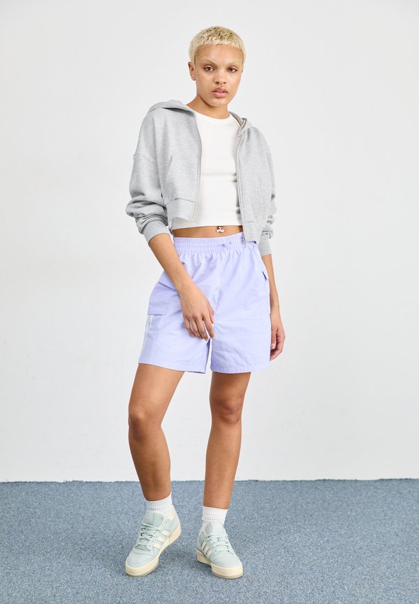 adidas Originals GAZELLE INDOOR - Baskets basses - semi green spark/almost yellow/cream white 