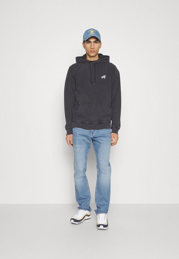 nike air max 90 ltr gs white