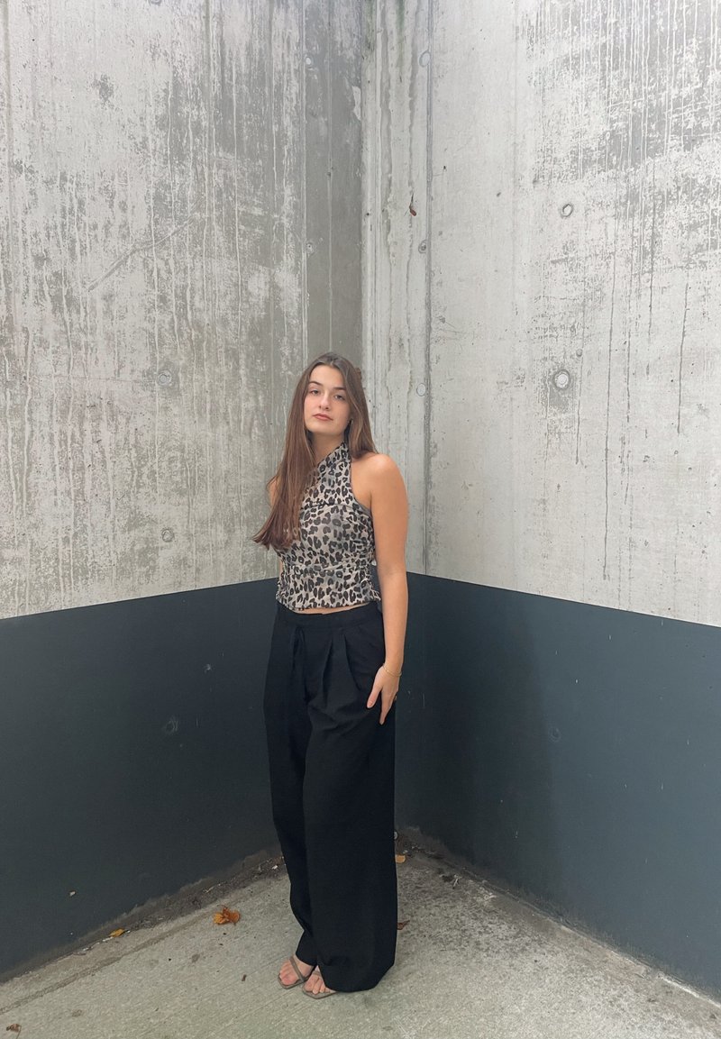 amy_bussens