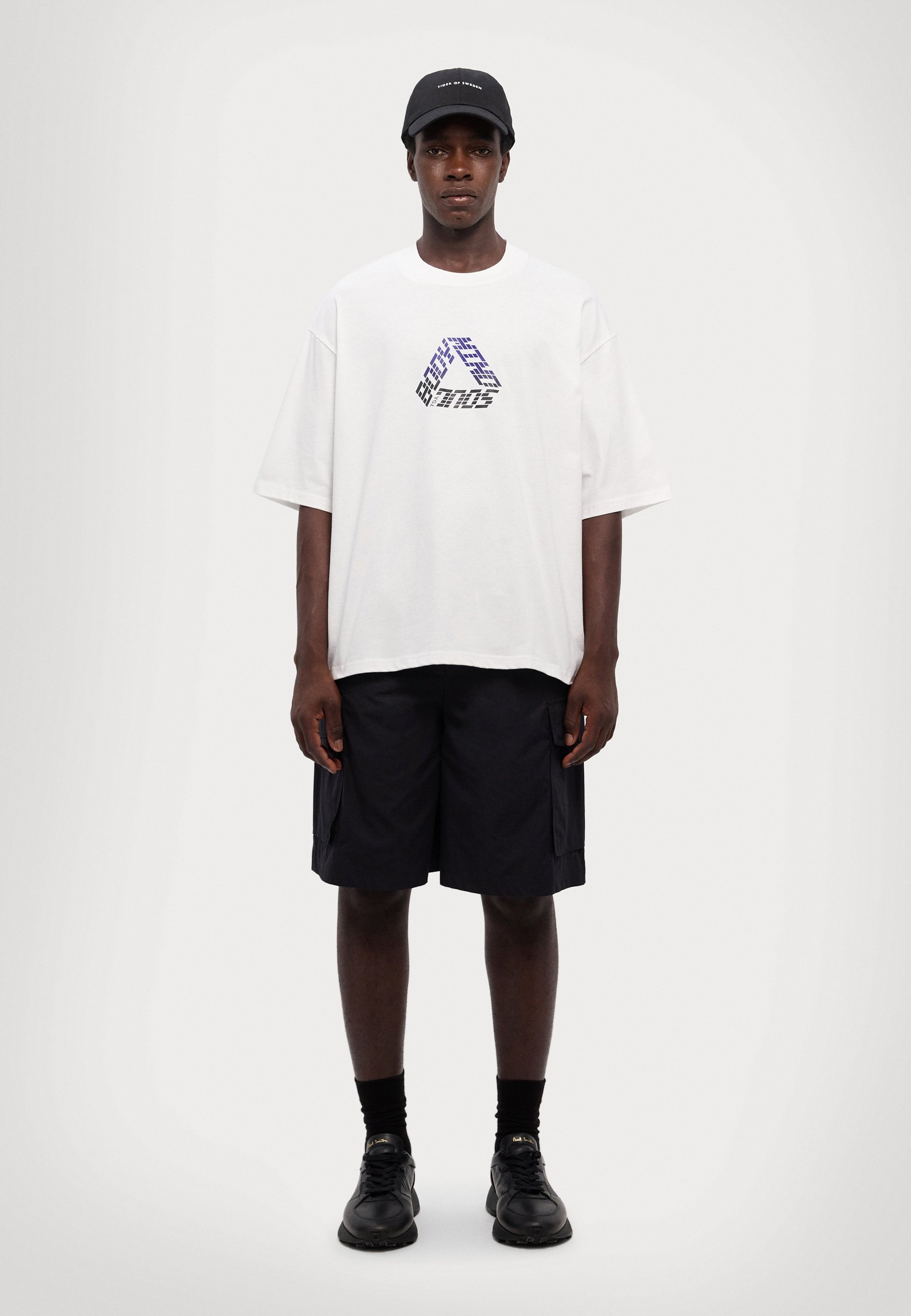 ★032c★ U ON FIRE OVERSIZED TSHIRT WHITE ON FIRE