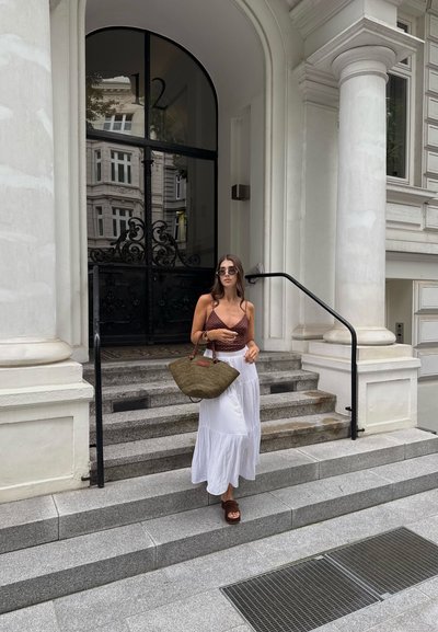 Jupe longue blanche Bershka L - Vêtements