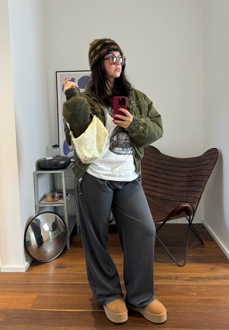 julieslfy