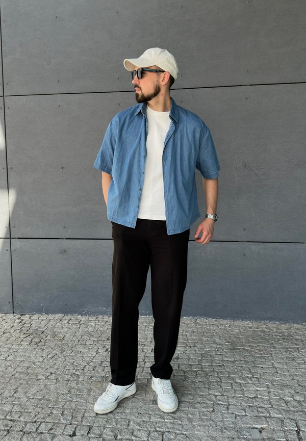 konradless