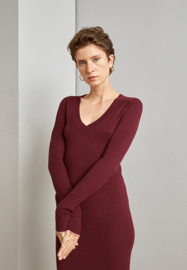 strickkleid damen bordeaux