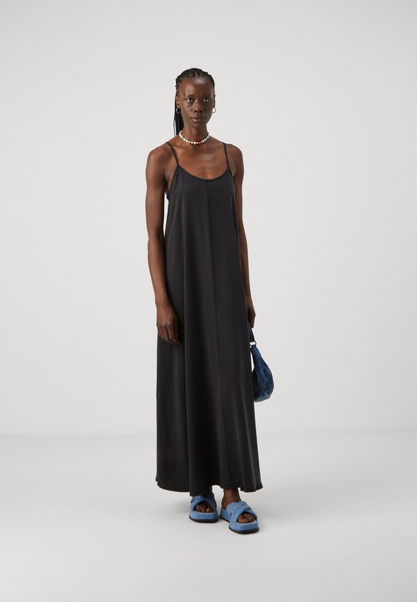 Onldiana Life Strap Long Dress Eggnog Detail W Black