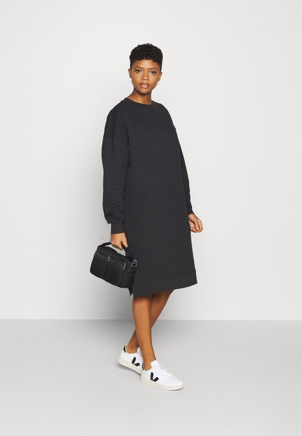 nsw futura luxe crossbody
