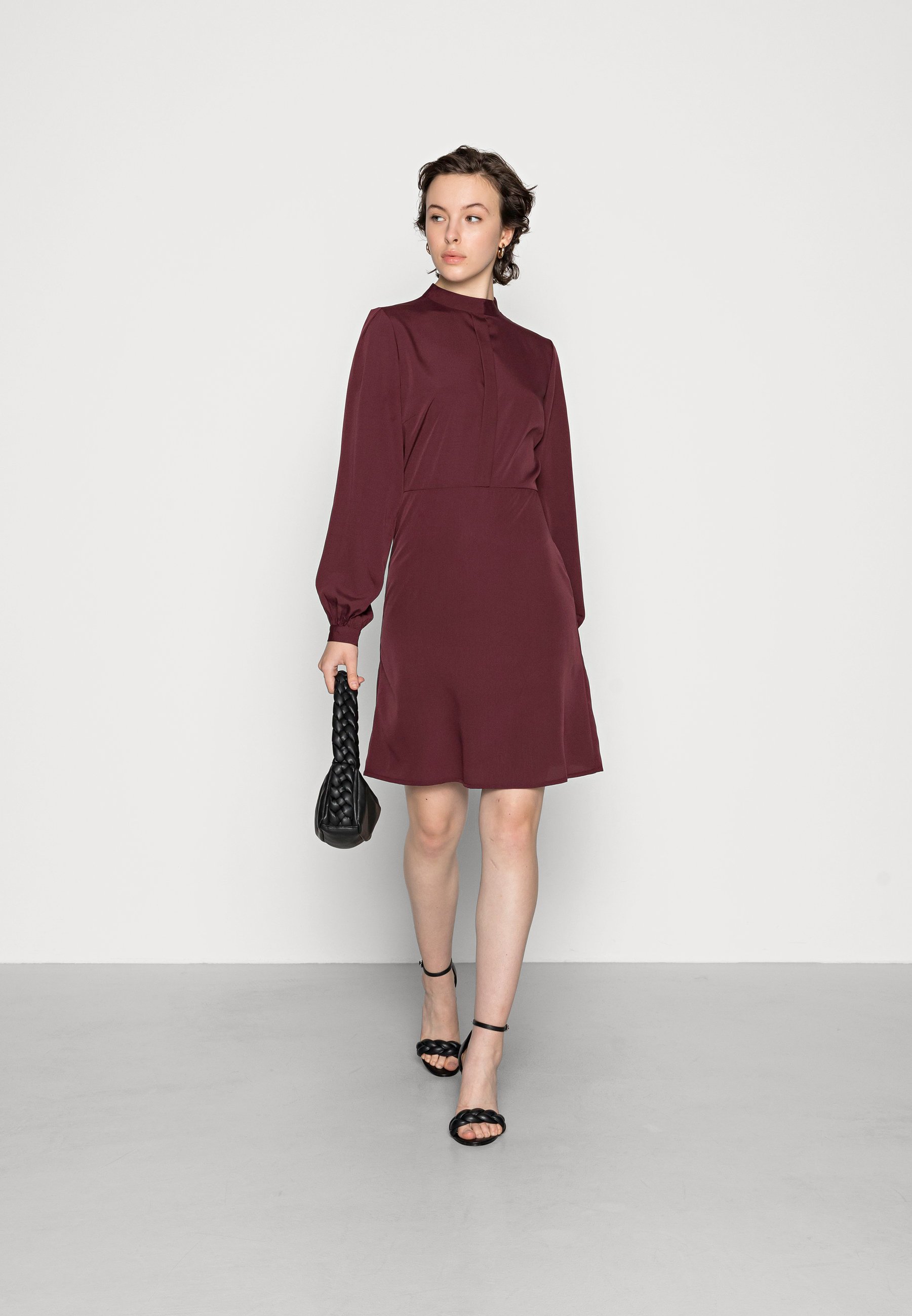 Forever New LAURINA SKATER DRESS - Day 
