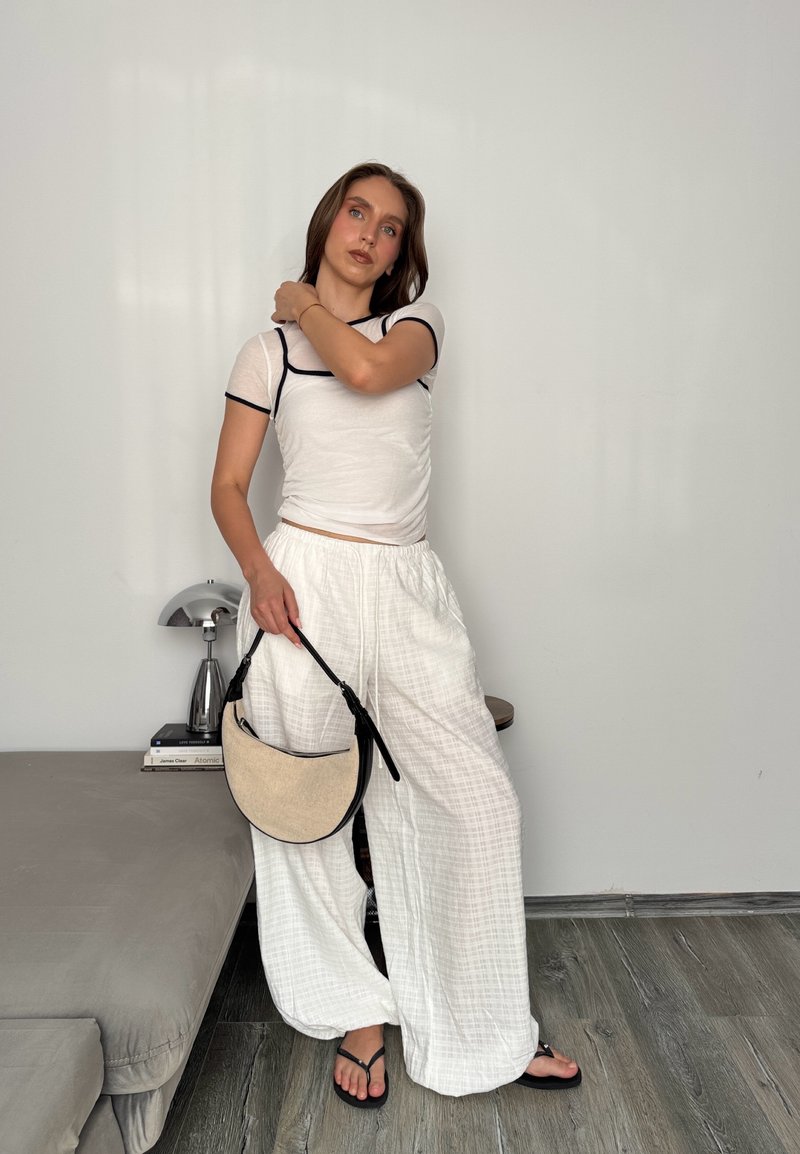 dianaapricope