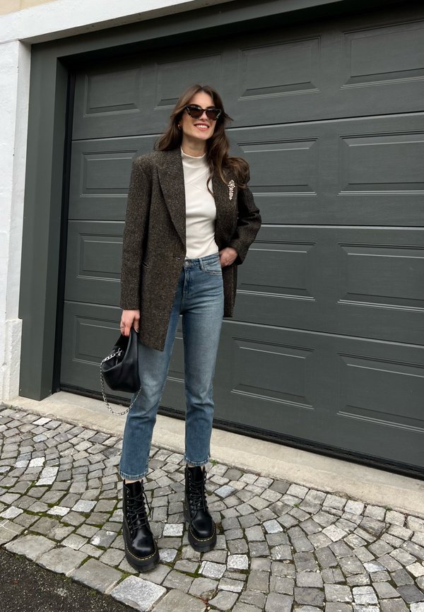 gigi_schmiitz