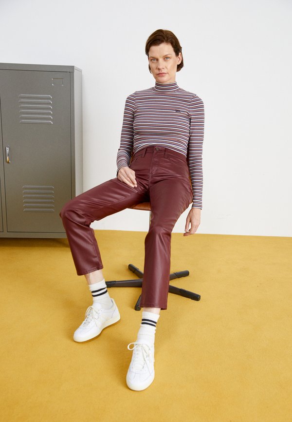 Carhartt WIP PHILIS BACKPACK UNISEX - Tagesrucksack - black/schwarz ...