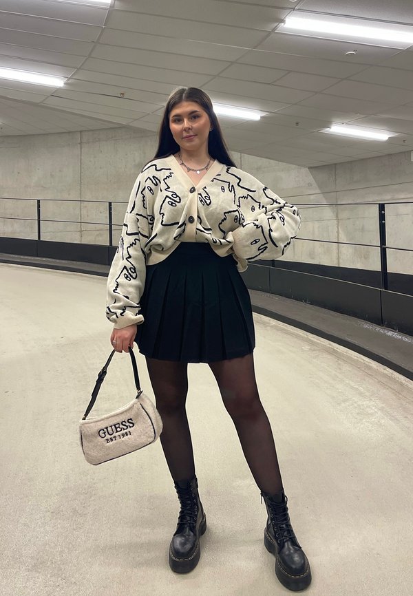 nikola.paulina
