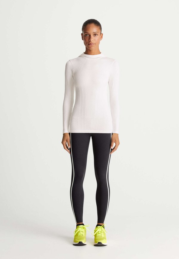 OYSHO COMPRESSIVE ANKLELENGTH Leggings black Zalando.ie