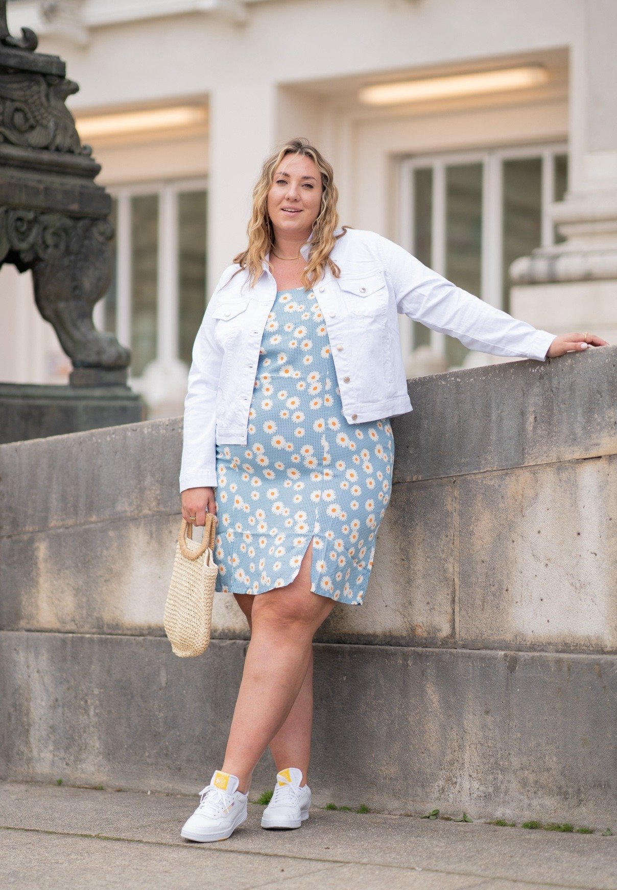 Vestiti casual da donna ONLY Curve | La collezione su Zalando