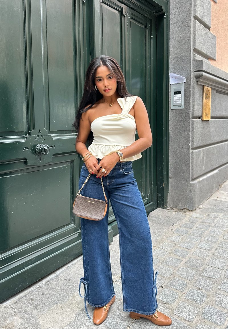 emmaperalta_
