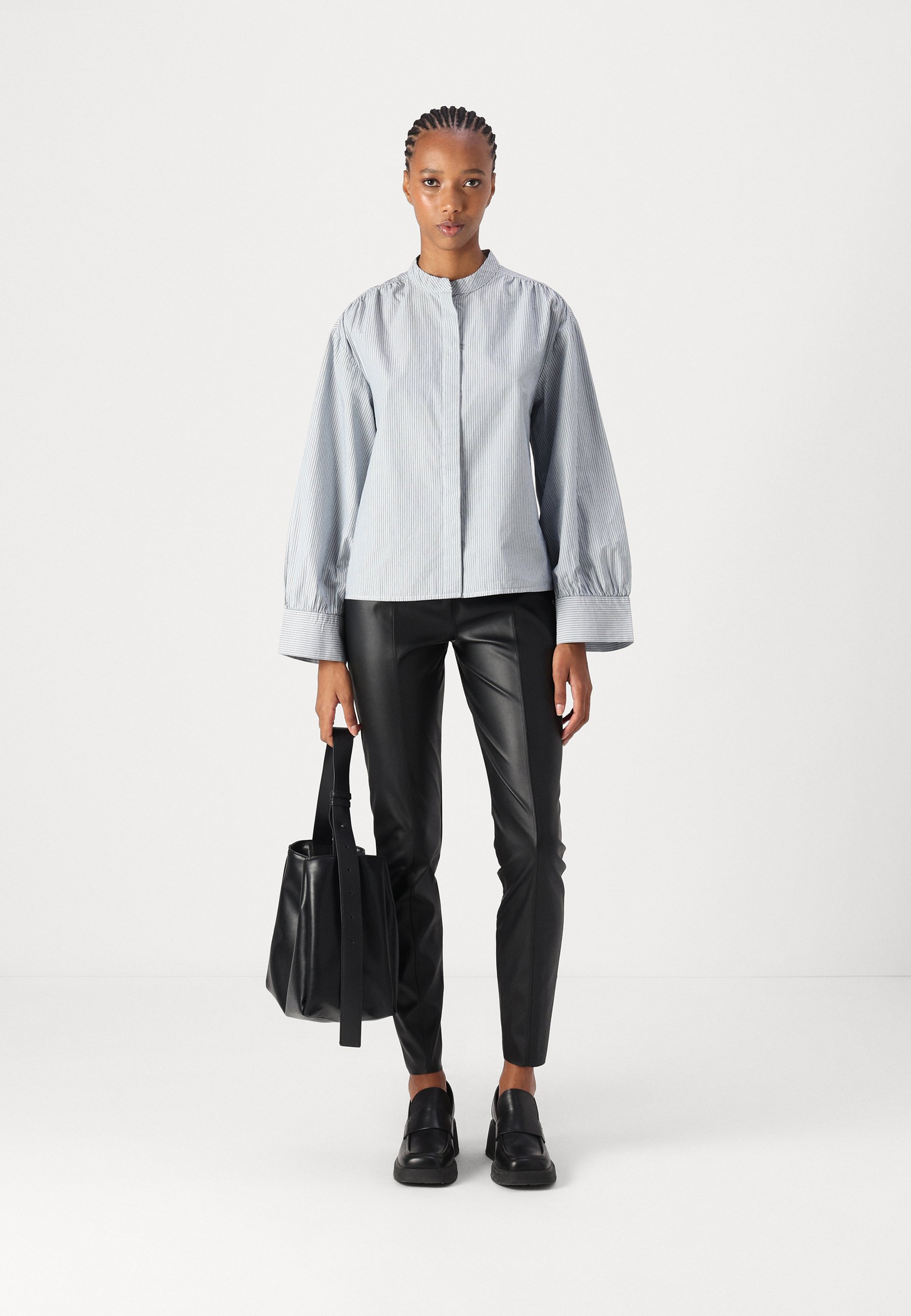 売れ筋商品|||イチ シャツ レディース トップス ROMANCY - Blouse - zen blue ICHI ROMANCY - Blouse - zen blue/light blue - Zalando.co.uk