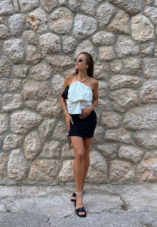klara.andrijasevic
