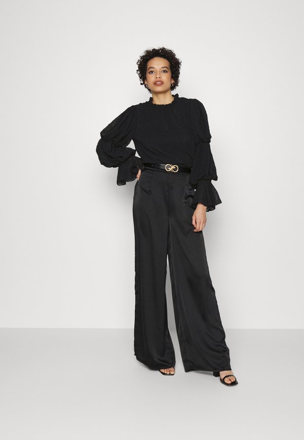 Gestuz - Rifagz Puff Top - 190203 Gray Pinstripe