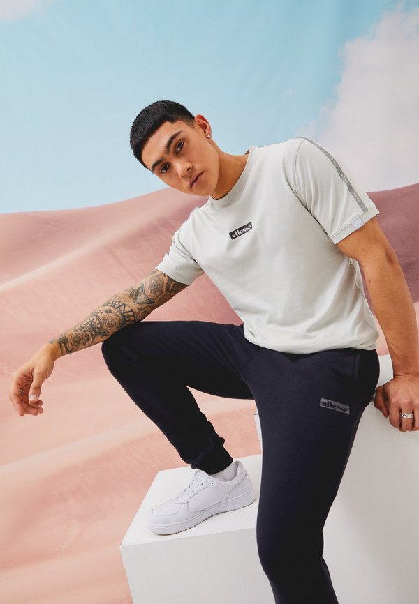 Ellesse