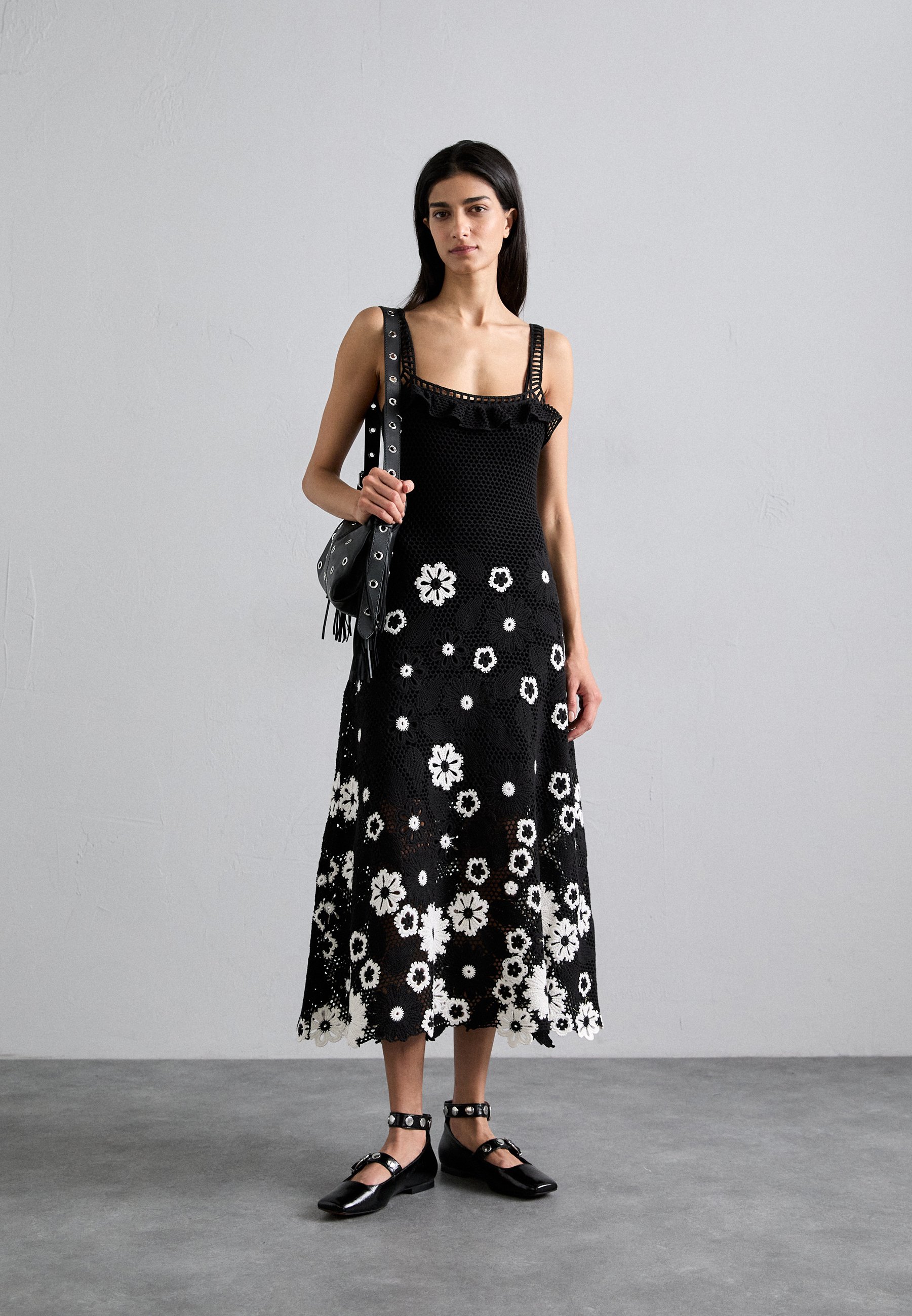 sandro★ ROBE LONGUE A DETAILS CROCHETES ワンピース Long dress with crochet detailing black / gray For Women