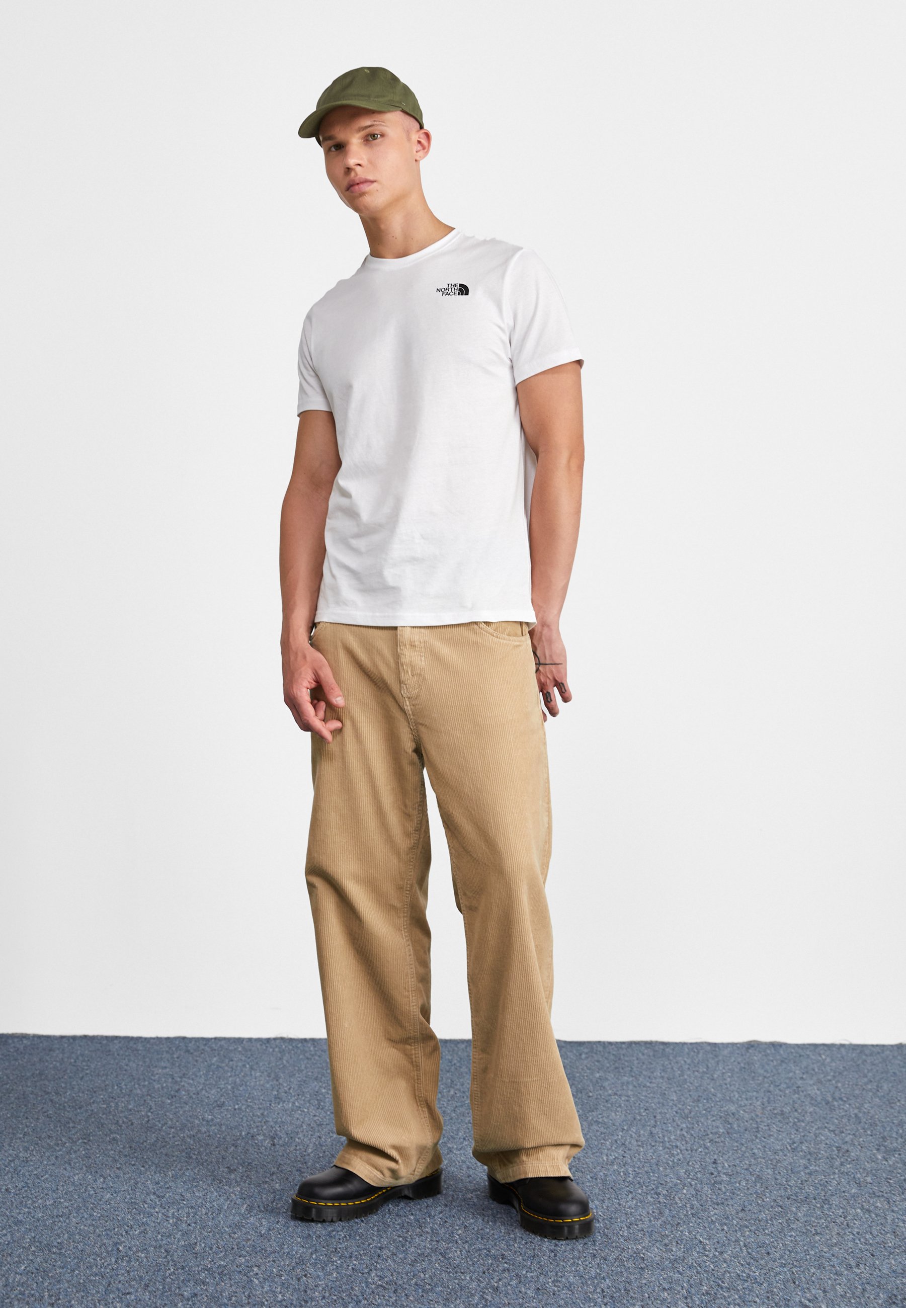 Casquette Cop Copine En Laine Verte Khaki – Taille Unique, Style Champêtre, Occasion Très Bon État