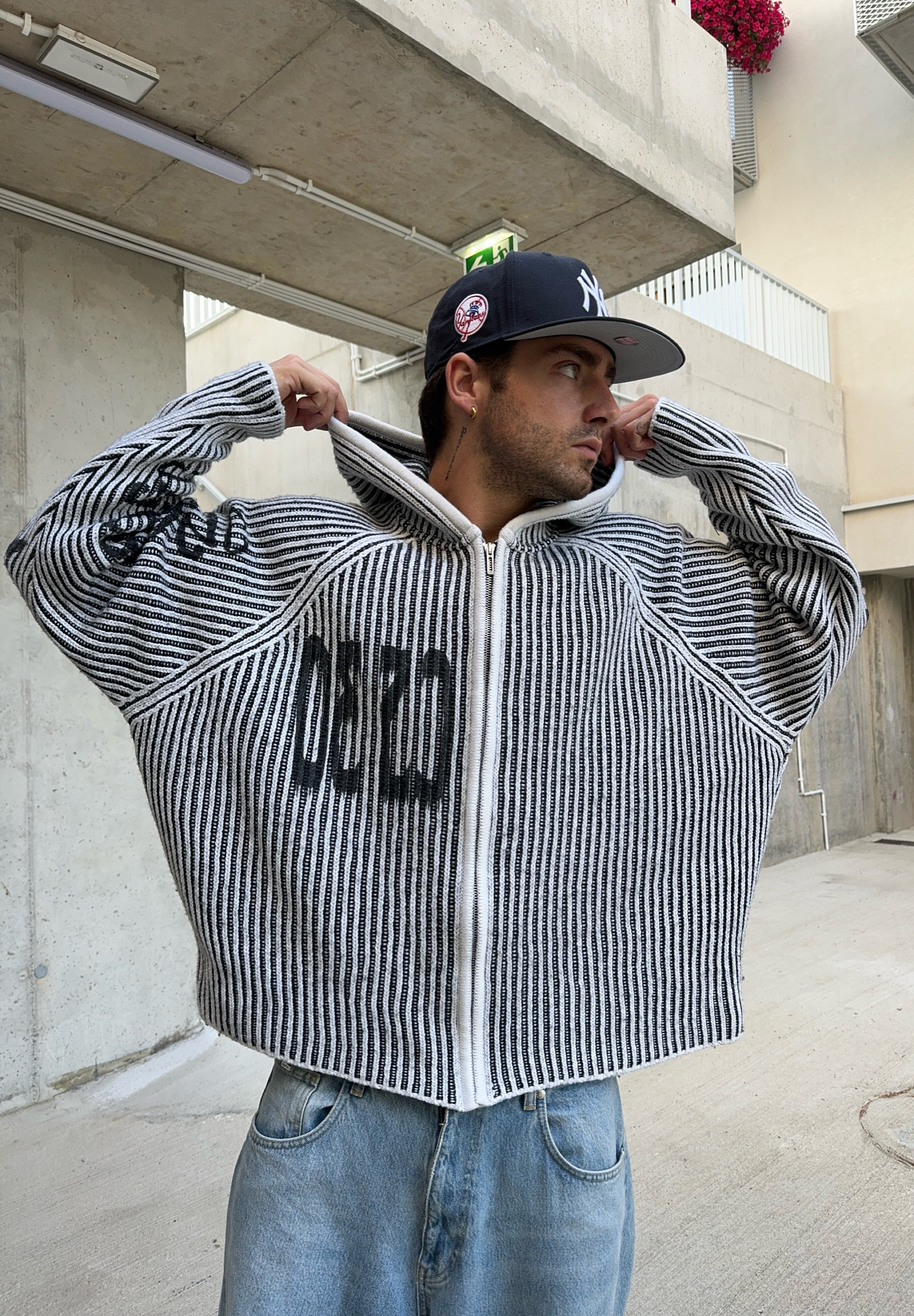 ★032c★ U GLOW STAINED HOODIE GREY MELANGE GLOW STAINED HOO 032c Glow Stained Unisex Hoodie