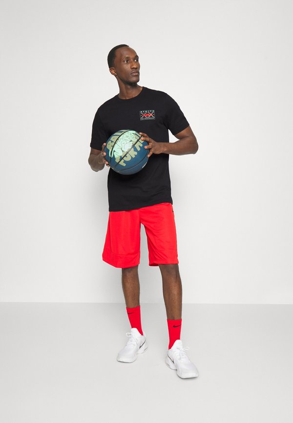 Nike Performance EVERYDAY PLAYGROUND GRAPHIC Basketball celestine