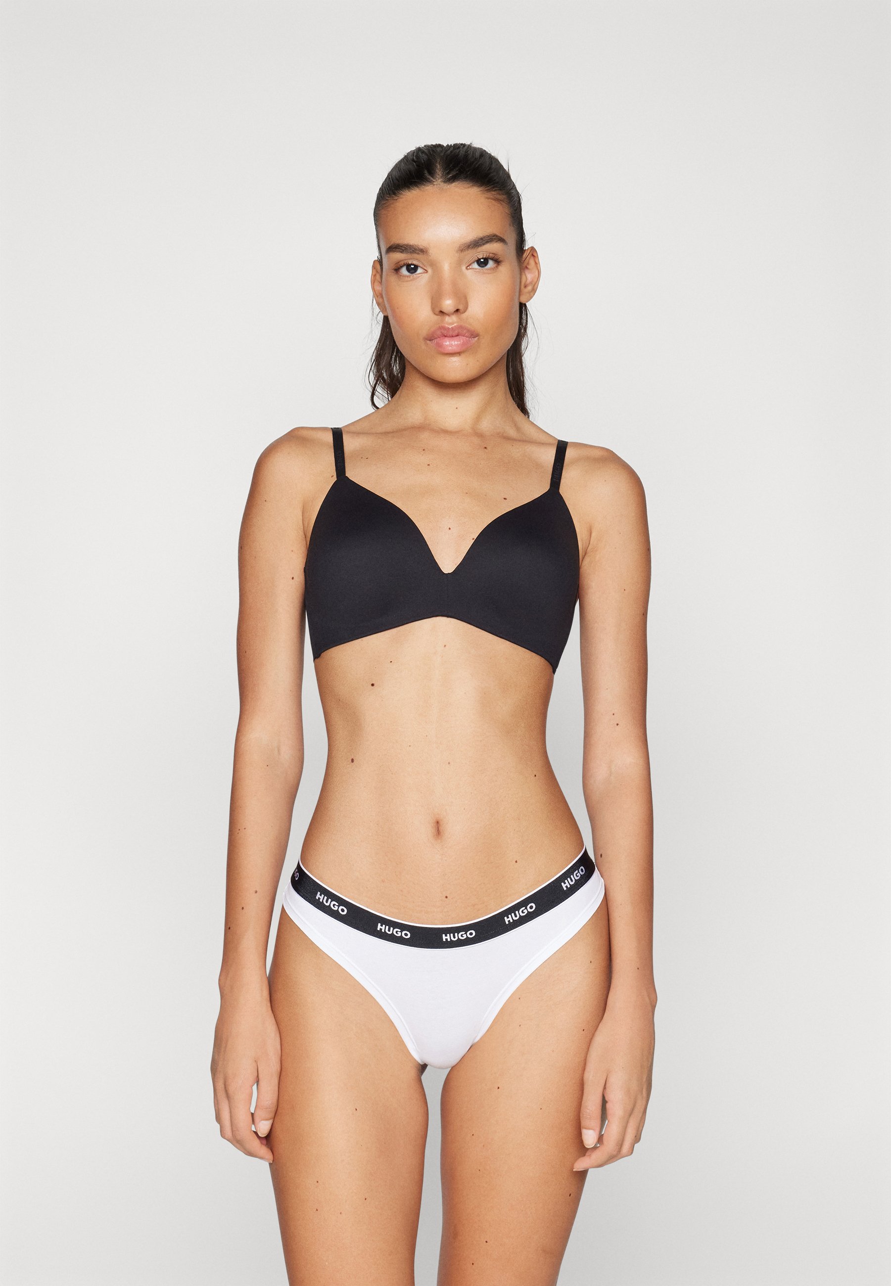 Soutien-gorge Chantelle Satine Triangle FR100B (85B) Gris Perlé - Neuf Avec étiquettes