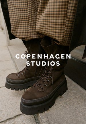 Boots with benefits.