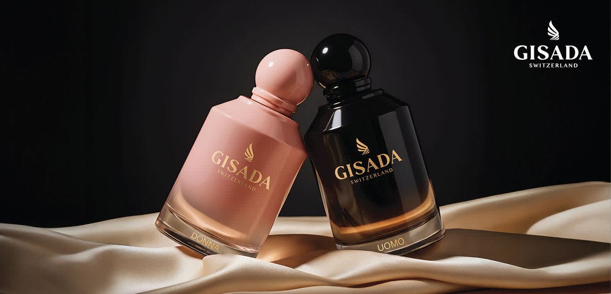 Deux flacons de parfum Gisada Suisse, l'un avec une étiquette rose intitulée "Donna" et l'autre avec une étiquette noire intitulée "Uomo", reposant sur un tissu beige lisse.