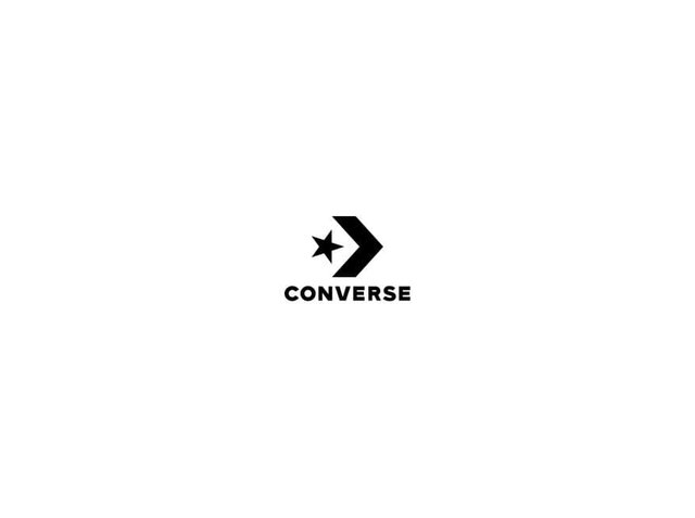 Logo Converse montrant une étoile à l'intérieur d'une flèche pointant vers la droite au-dessus du nom de la marque en texte noir gras sur fond blanc.