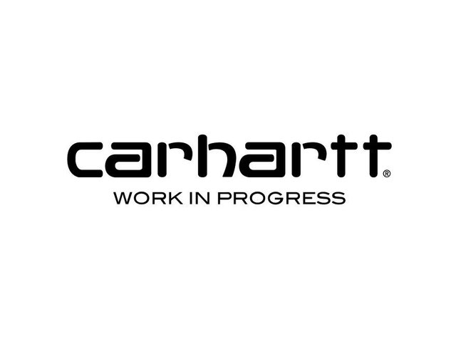 Zwart logo met de tekst "carhartt" boven "WORK IN PROGRESS," in een sans-serif lettertype. Schoon, vet ontwerp met een moderne esthetiek.