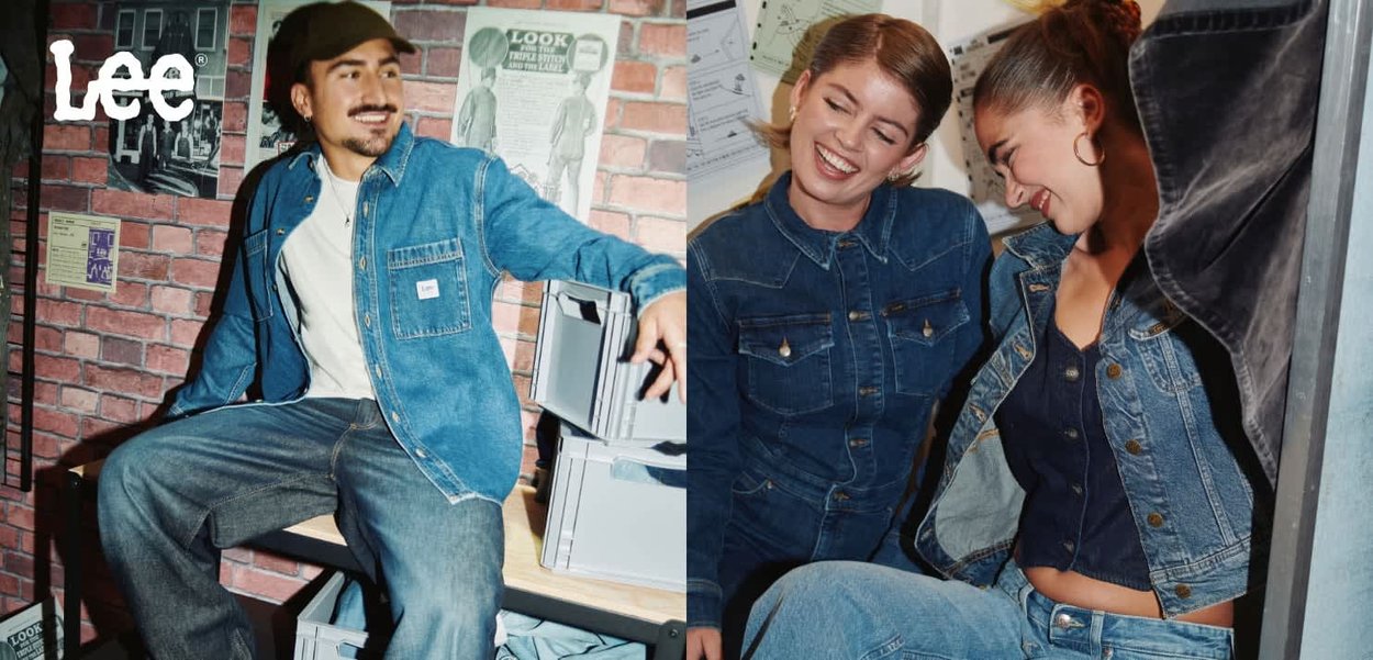 Jeansjacks in medium blauw, met klassieke knopenvoorzijde, zakken en een ontspannen pasvorm, gedragen door twee personen in casual houdingen.
