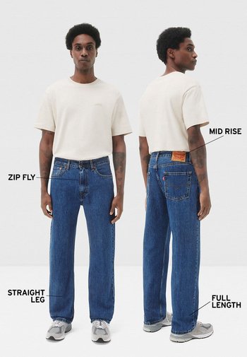 Jeans rectos de media altura en denim azul oscuro con cremallera, mostrados desde perspectivas frontales y traseras. Diseño de longitud completa con marca en la cintura.