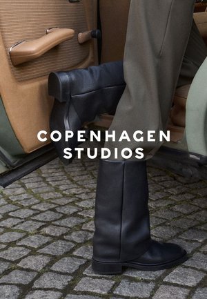 Boots met extra’s.