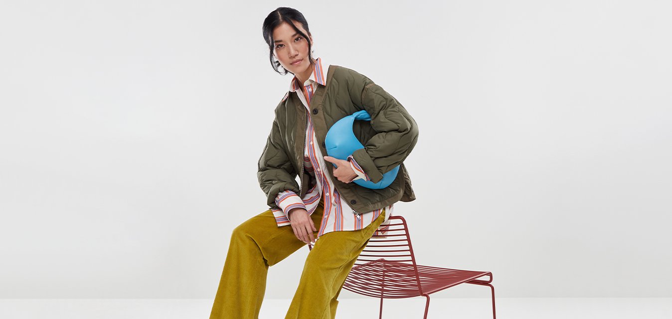 Poslední velikosti: svrchní oděvy pro ni