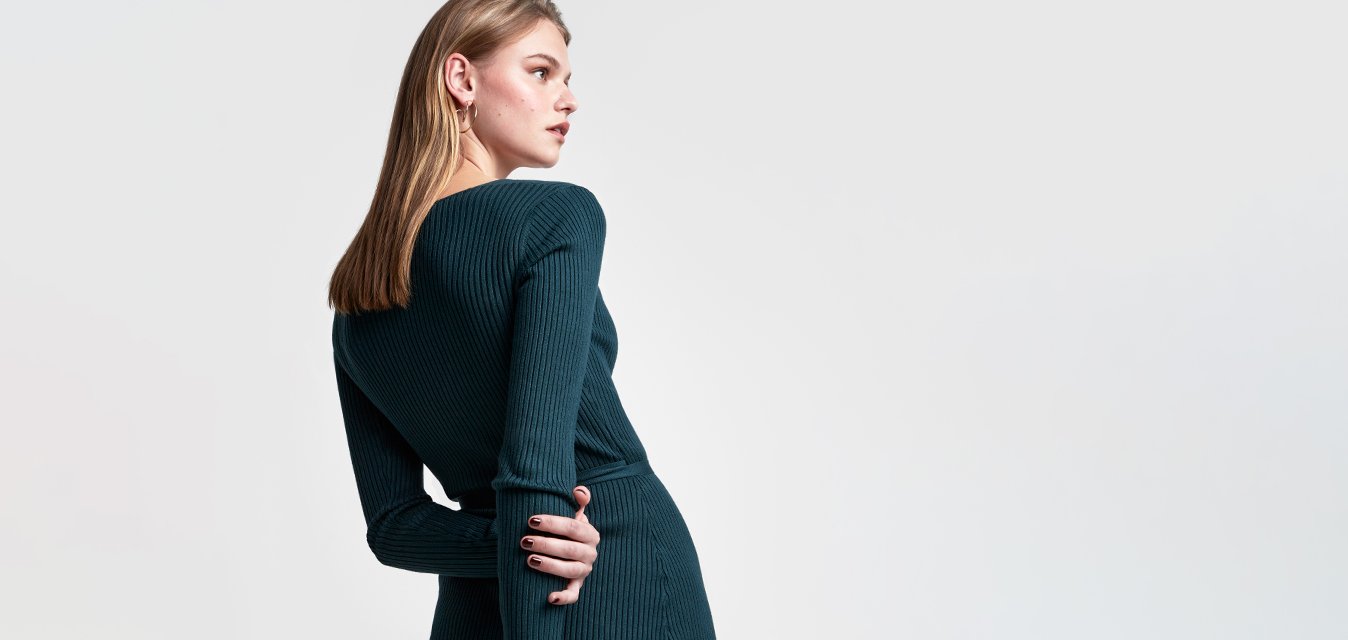 Klasické šaty & overaly