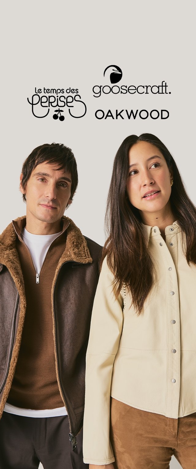 Dos modelos exhiben prendas exteriores: una chaqueta de cuero marrón con cuello de piel sintética y una camisa de cuero crema con botones a presión plateados.