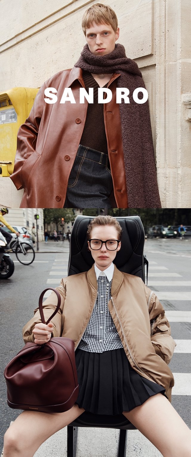 Arriba: persona con abrigo de cuero marrón y bufanda oscura apoyada en una pared beige junto a un buzón amarillo. Abajo: persona con chaqueta bomber color beige y gafas sentada en una silla, sosteniendo una bolsa color burdeos en la calle.