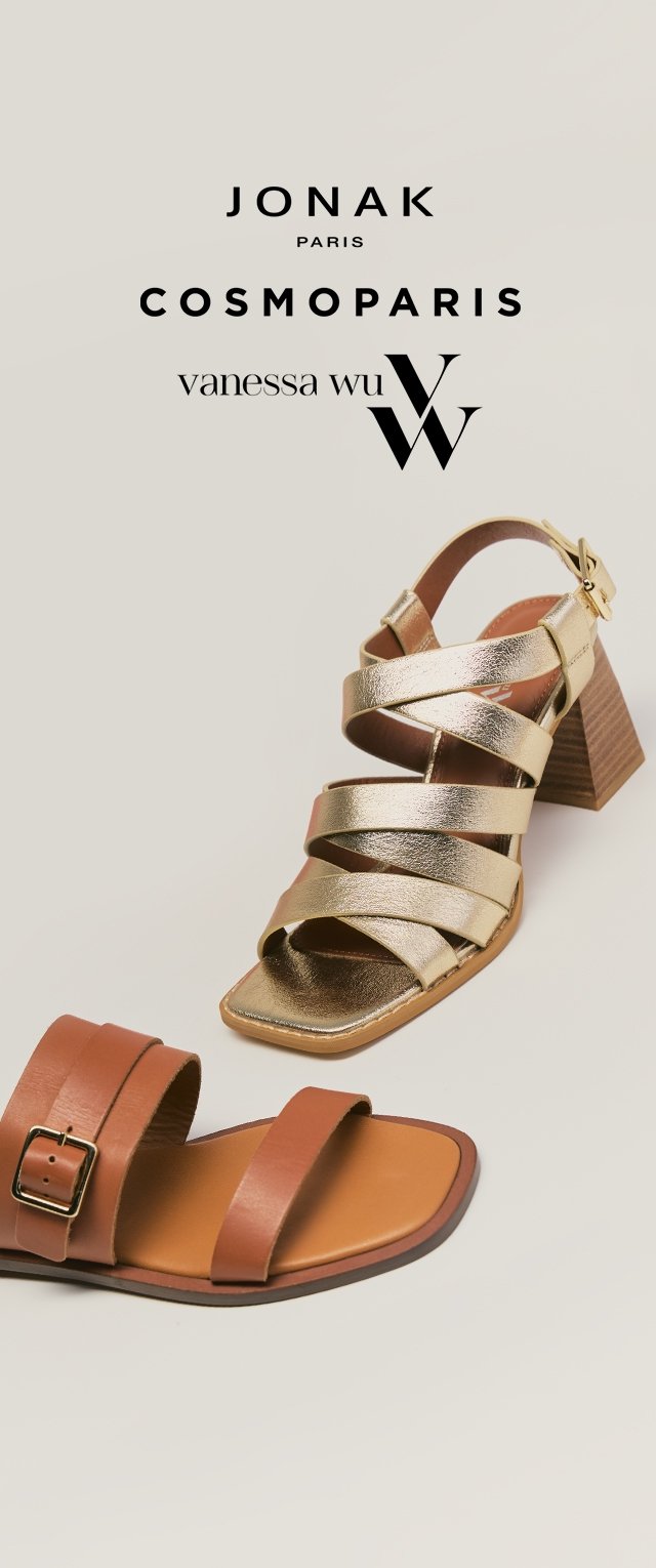 Zwei Damensandalen: eine in metallic Gold mit Blockabsatz und Riemen, eine flache braune Leder-Sandale mit Schnalle und zwei Riemen, auf einfachem Hintergrund.