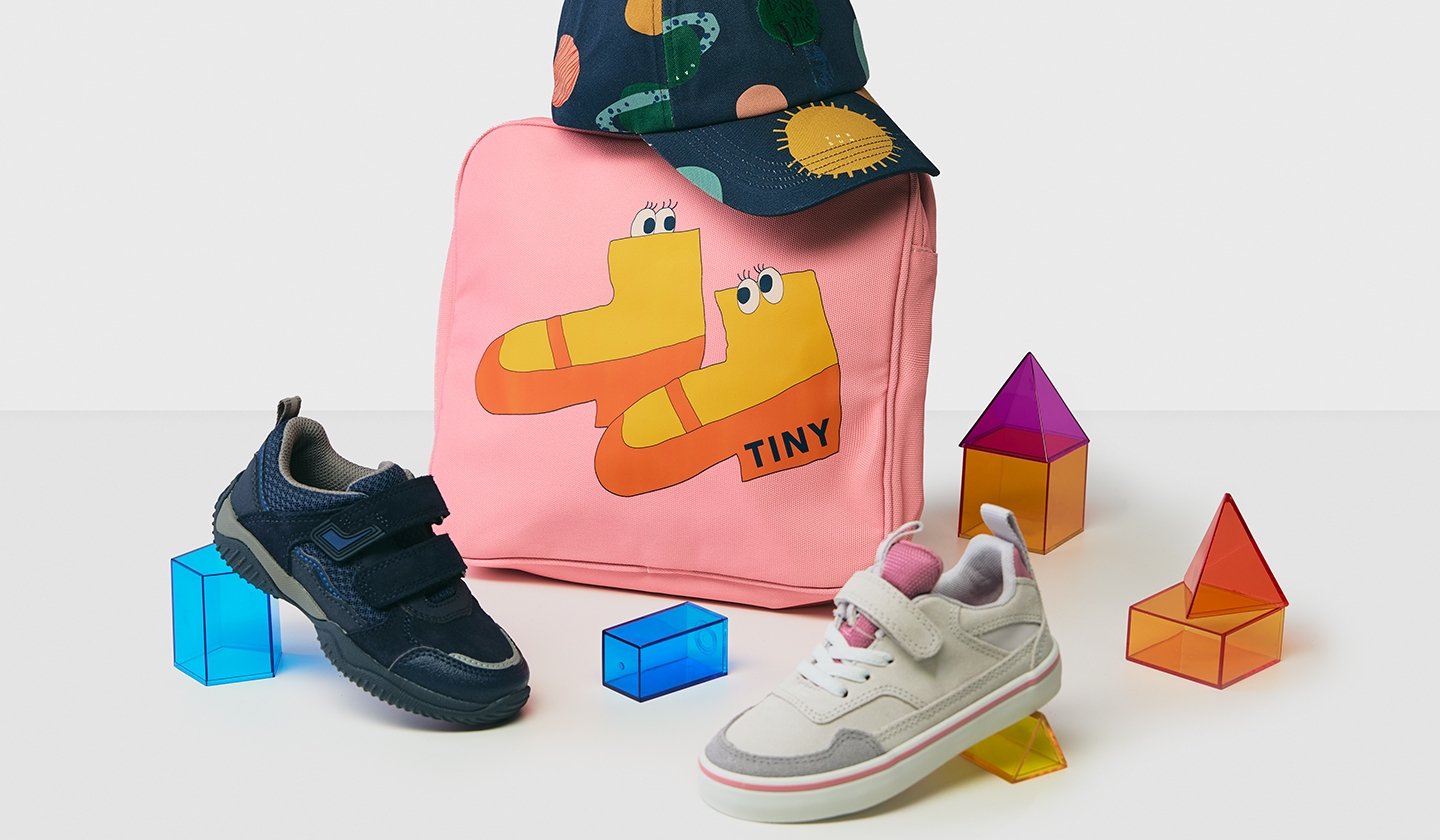 CHAUSSURES & ACCESSOIRES ENFANT en soldes chez ZALANDO PRIVÉ